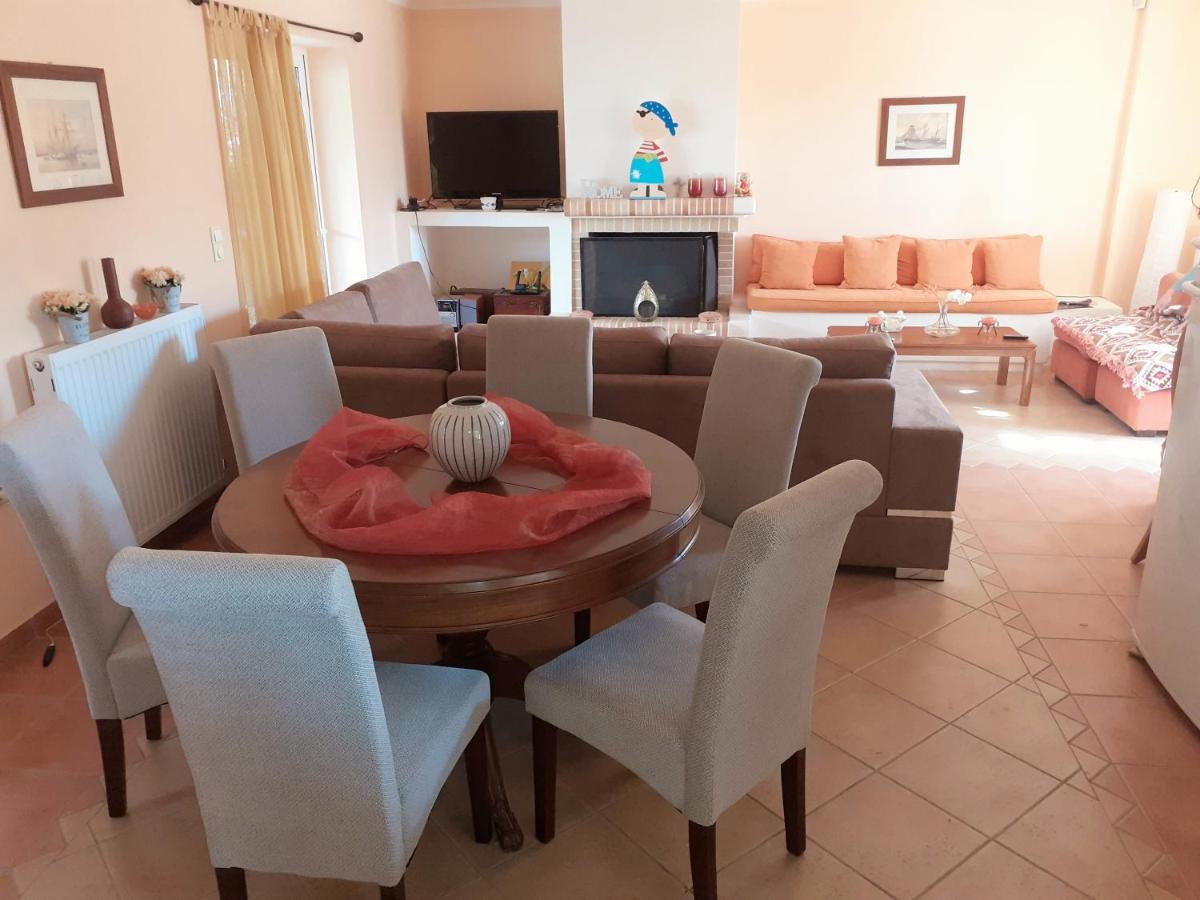 Villa Seabreeze Лоутраки Экстерьер фото